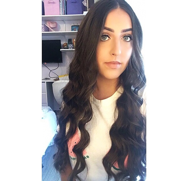 Meet your Posher, Jessica - Picture 1 of 1